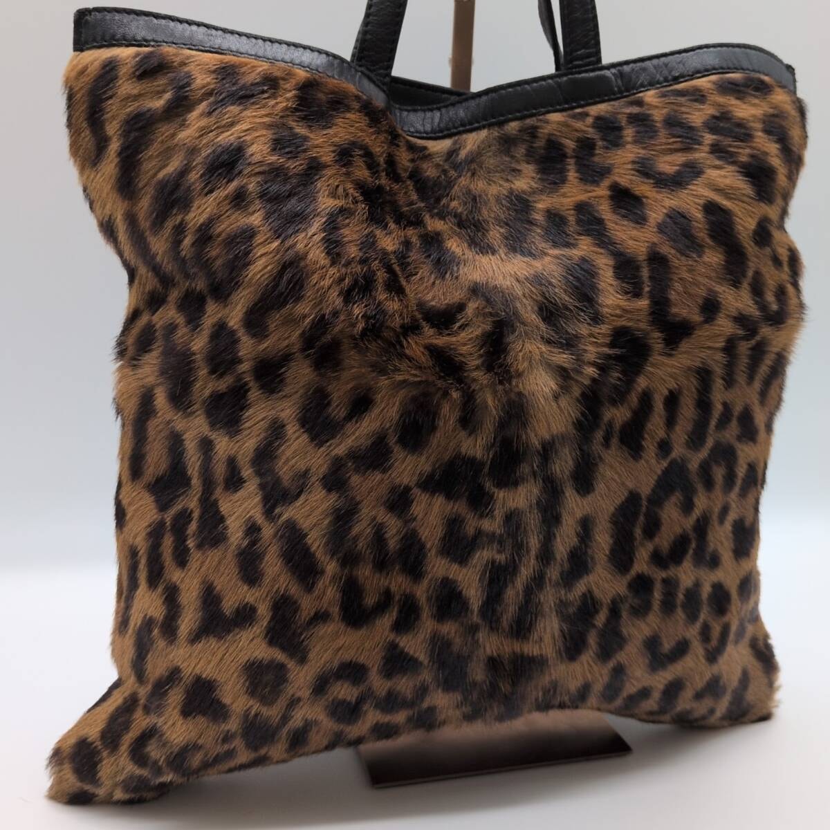 B (目立った傷や汚れなし)】極美品 LOEWE ロエベ ハラコ レオパード 
