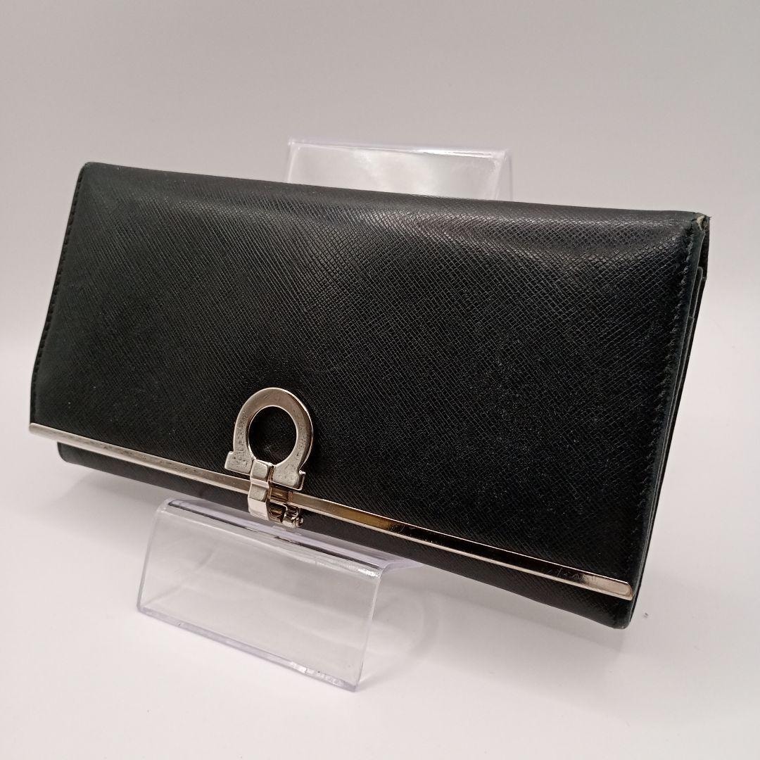 【6dc2524】サルヴァトーレフェラガモ 財布 ヴァラ レザー ブラック シャンパンゴールド金具【中古】レディース C (やや傷や汚れあり)】☆SALE【6dc2524】サルヴァトーレフェラガモ