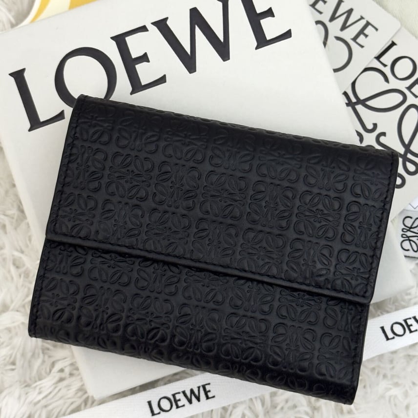 A (未使用に近い)】☆未使用級☆LOEWE ロエベ リピート A (未使用に近い)】☆未使用級☆LOEWE ロエベ リピート