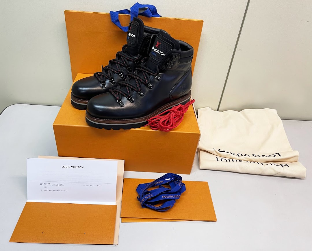 シャネル シャネル19  AP0955  ラムスキン  ホワイト