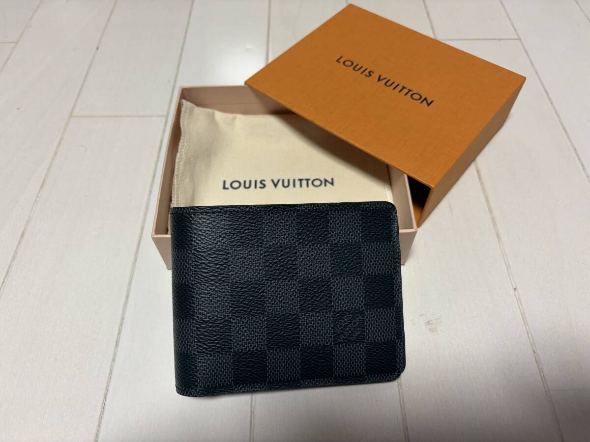 ルイヴィトン x 村上隆 ポルトフォイユ・リサ 