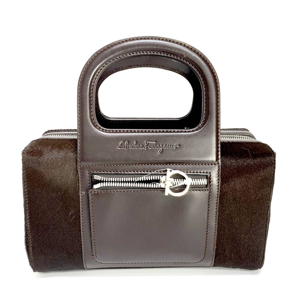 D (傷や汚れあり)】Salvatore ferragamo ガンチーニ ウエストポーチ 型