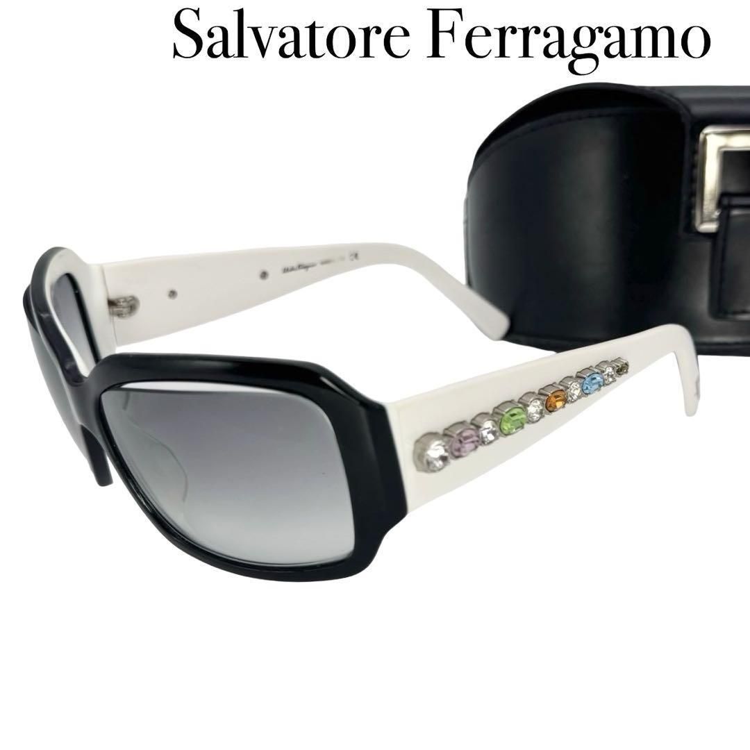 Salvatore Ferragamo フェラガモ ラインストーン サングラス レディース ホワイト ブラック