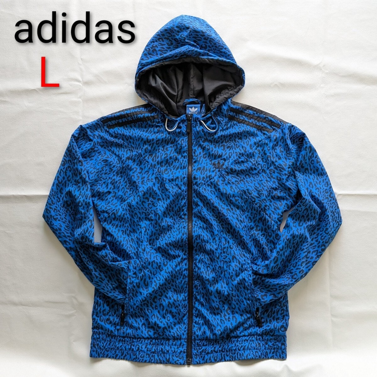 未使用に近い】新品同様 adidas ナイロンジャケット 未使用 ウインド