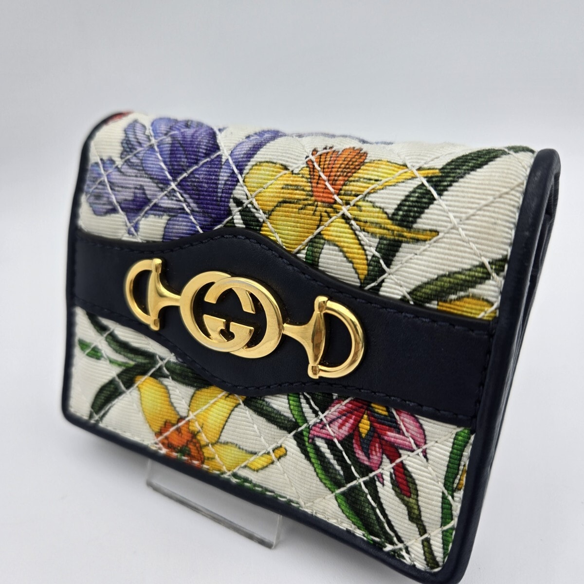 GUCCI グッチ 2つ折り財布 財布 ズゥミ金具 フローラ 花柄 キルティング ホワイト ネイビー