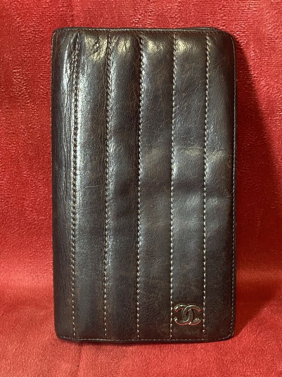 シャネル　長財布