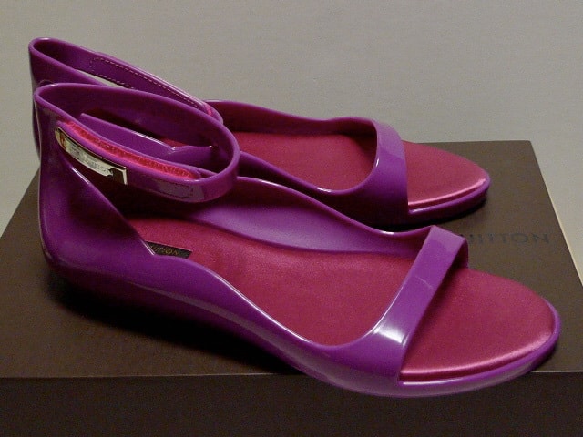 休日値下げ♪正規 新品♪LOUIS VUITTON ルイヴィトン ラバー サンダル／フラット レディース 35 国内正規直営店購入