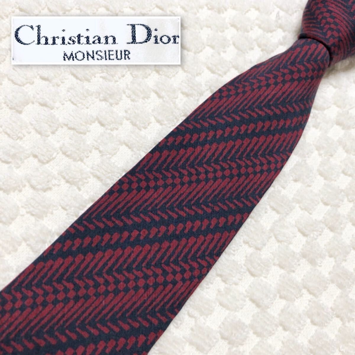 676 【美品】 クリスチャンディオール ネクタイ レジメンタル クリスチャンディオール ネクタイ シルク100％ メンズ Christian