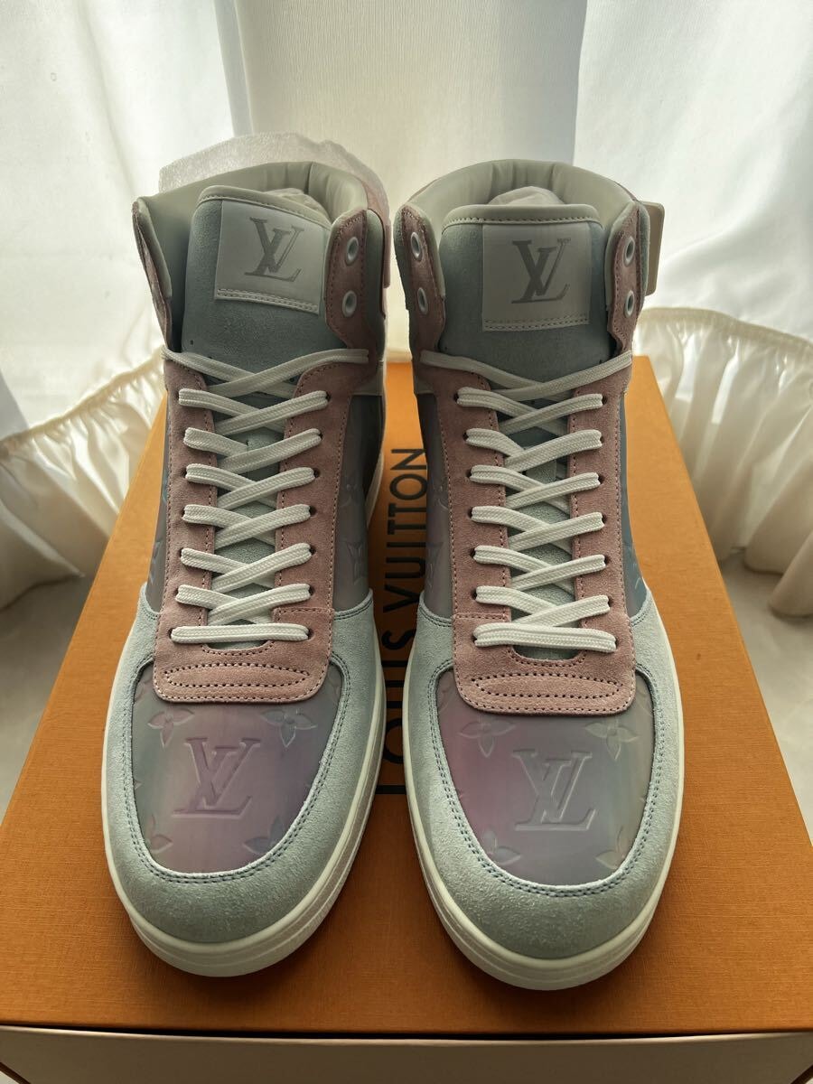 新品未使用 ルイヴィトン LOUIS VUITTON スニーカー リヴォリライン モノグラム レザー シューズ メンズ ハイカットスニーカー スエード