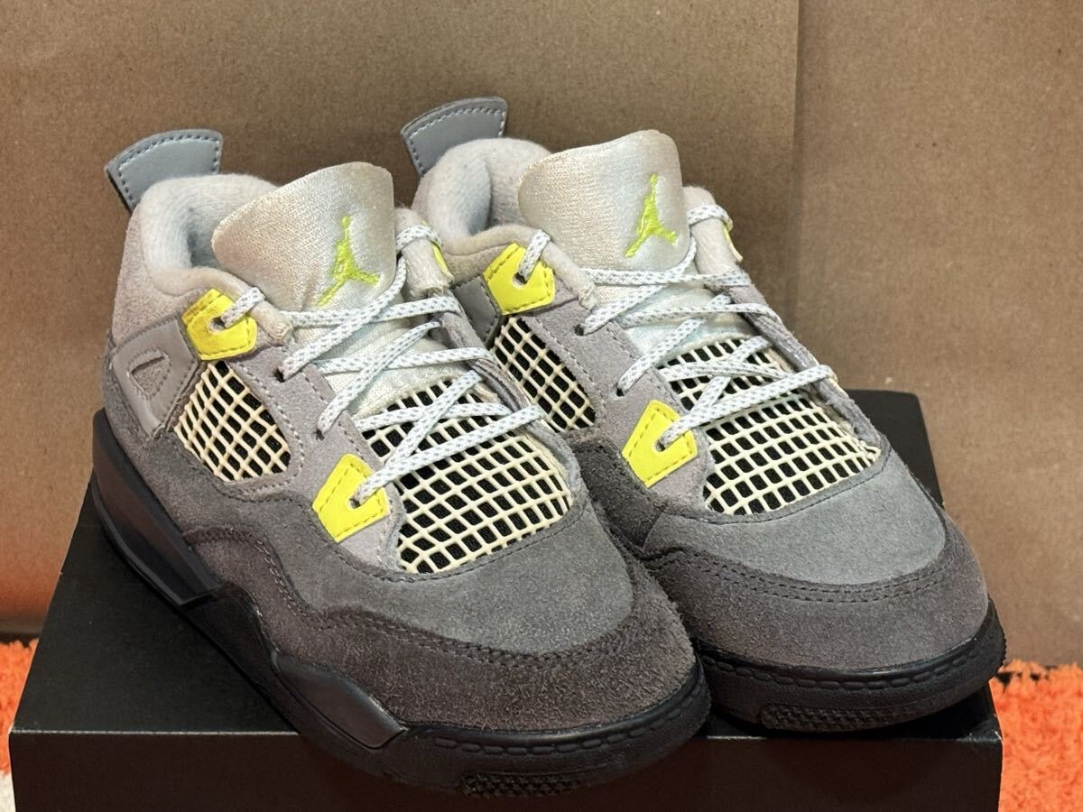 靴 Clarks \"WALLABEE\" BLK SUEDE スニーカーダンク(スニダン) | 人気新作のスニーカー、トレカ