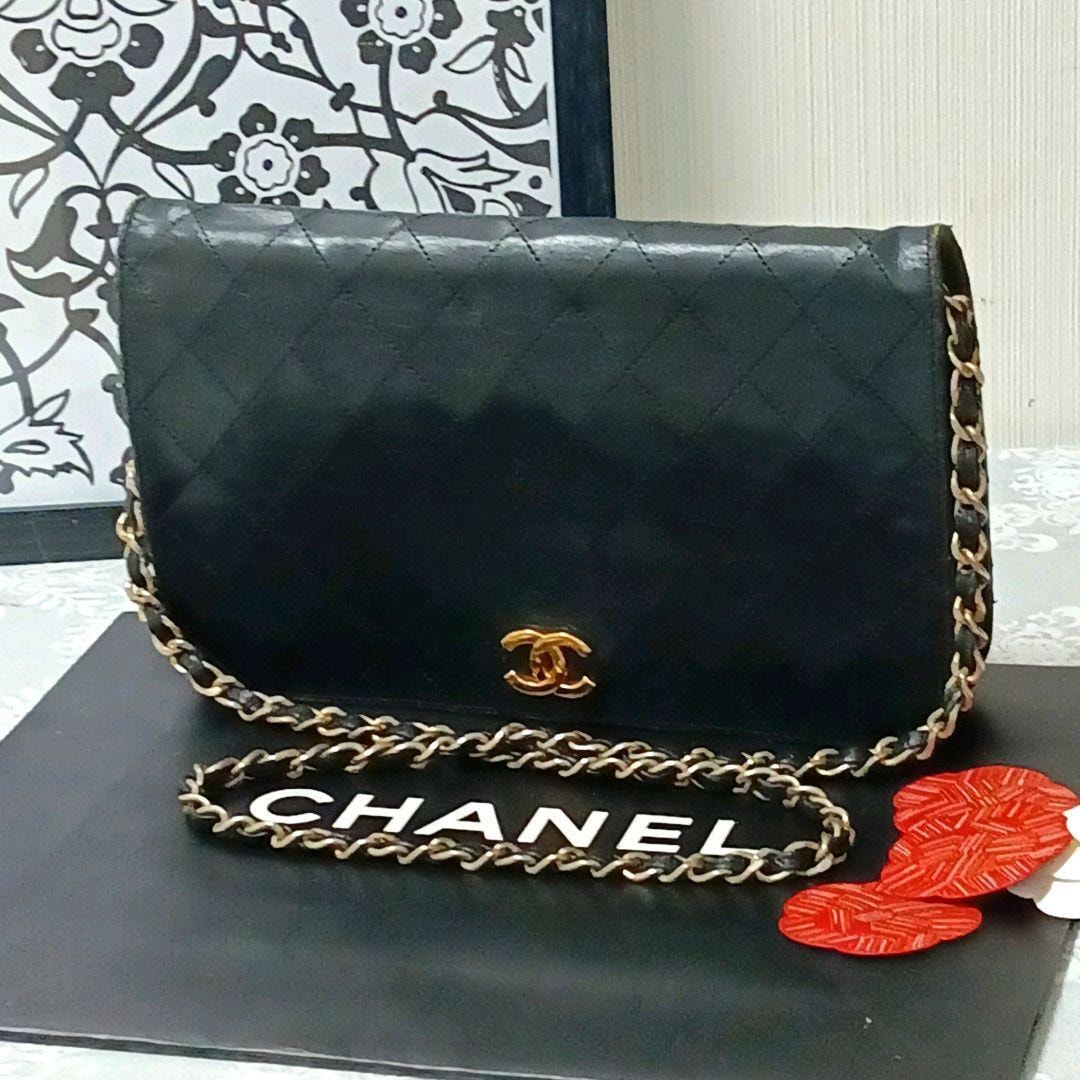 プッシュロック☆シャネル　チェーンショルダーバッグ　ラムスキン　シングルフラップ プッシュロック☆シャネル チェーンショルダーバッグ ラムスキン