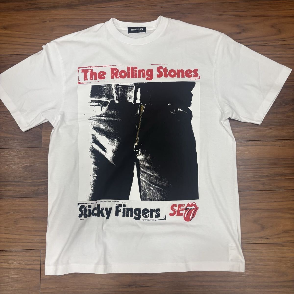 トップス everyone j.30000 sketchy logo short tee everyone j.30000 Sketchy Logo Short Sleeve Tee Shirt 