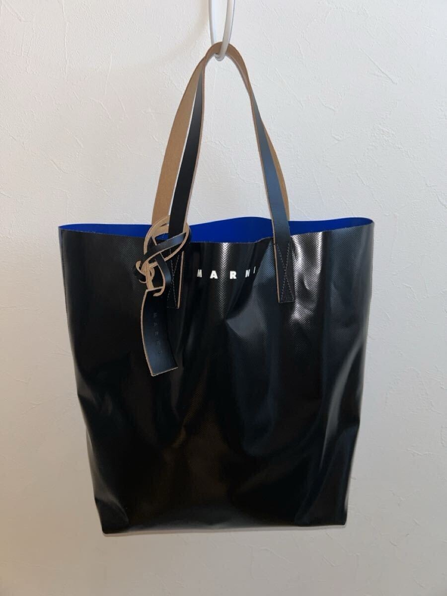 【新品未使用】MARNI マルニトートバック ブルー&ブラック ショッピングトートバック 超美品