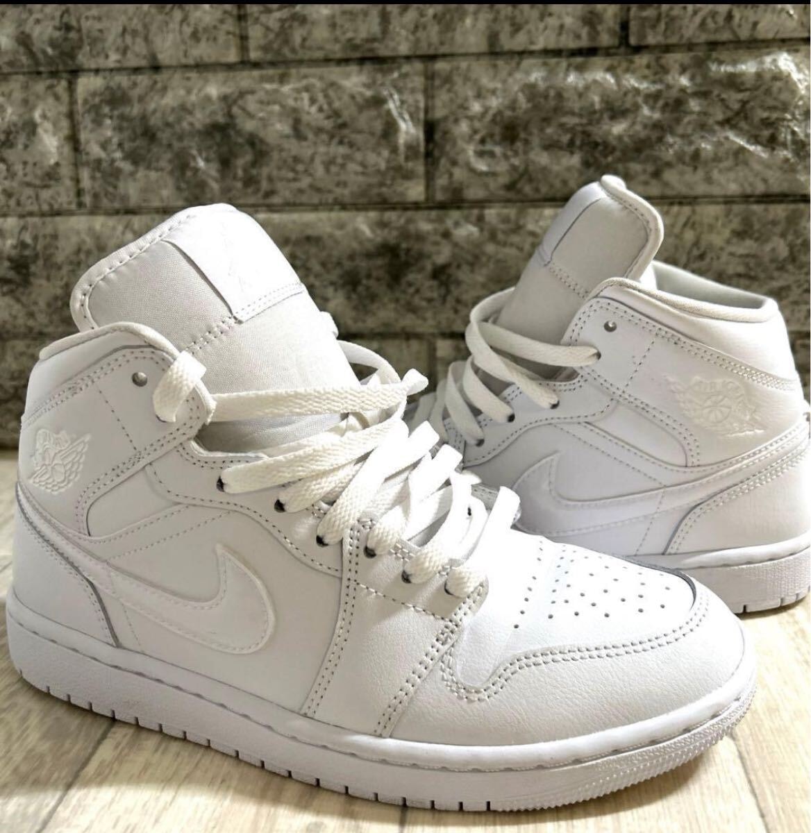 極美品　NIKE エアジョーダン1 ホワイト ハイカット 25cm AIR JORDAN ホワイト 白 トリプルホワイト