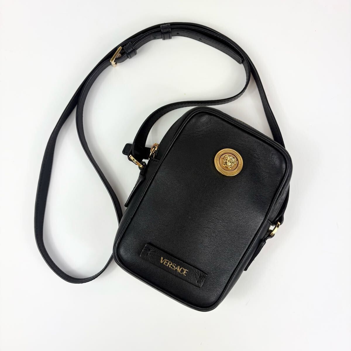 美品 VERSACE メデューサ ショルダーバッグ