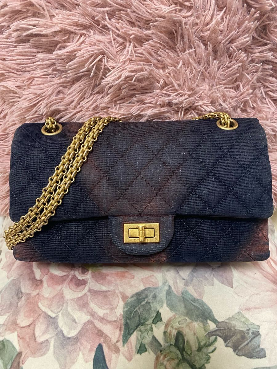 シャネル2.55 デニム25 Wチェーン Ｗフラップ ショルダーバッグ CHANELマトラッセ25