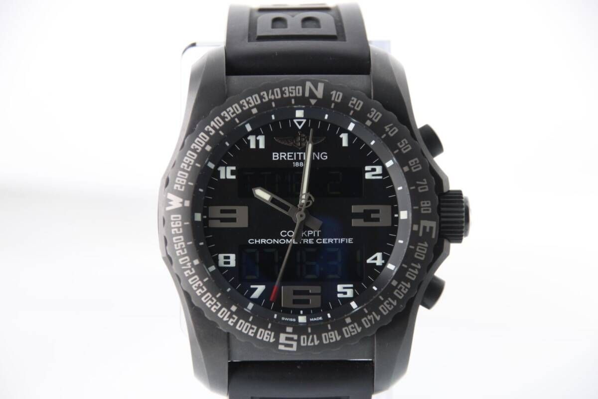 【Breitling】　ブライトリング　コックピットB50 ナイトミッション　VB5010　チタン　多機能　クォーツ　メンズ　【中古】　T0133