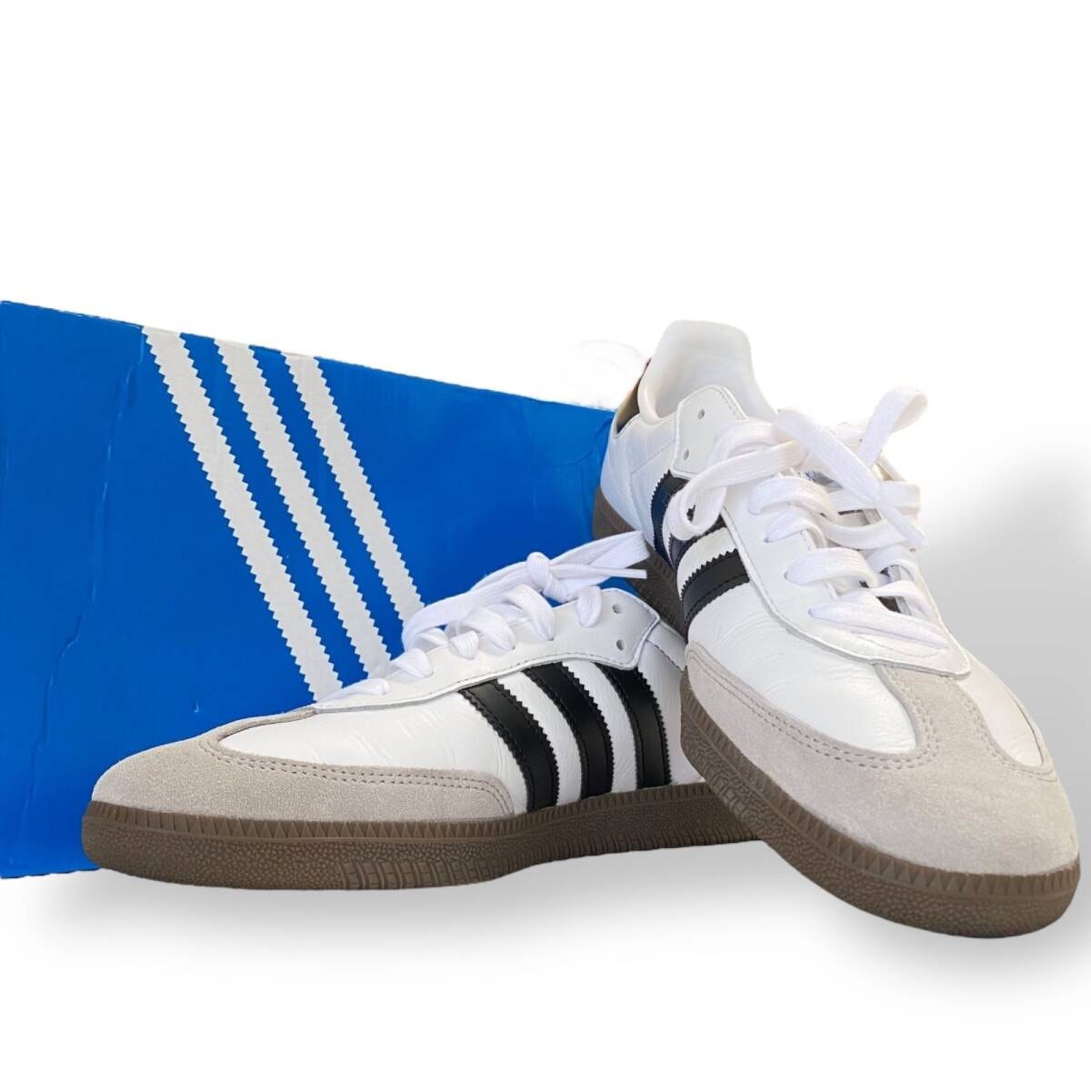 未使用品　箱付き　adidas アディダス　スニーカー　白　SAMBA OG