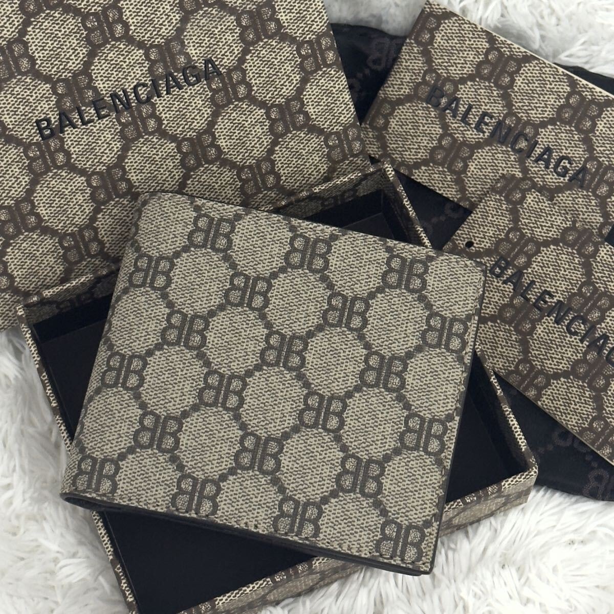 ☆新品☆激レア BALENCIAGA×GUCCI ハッカープロジェクト 財布 バレンシアガ グッチ 二つ折り財布