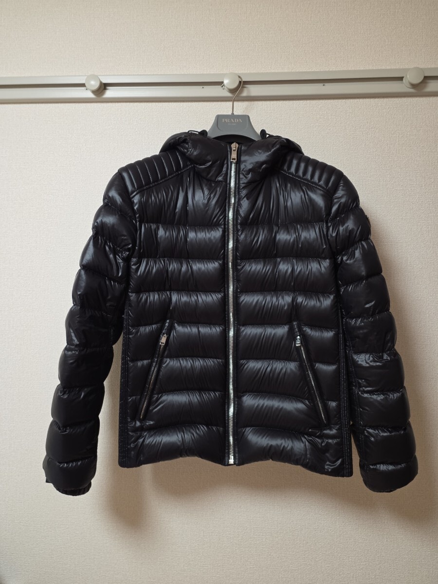 PRADA ダウンジャケット ライダース風