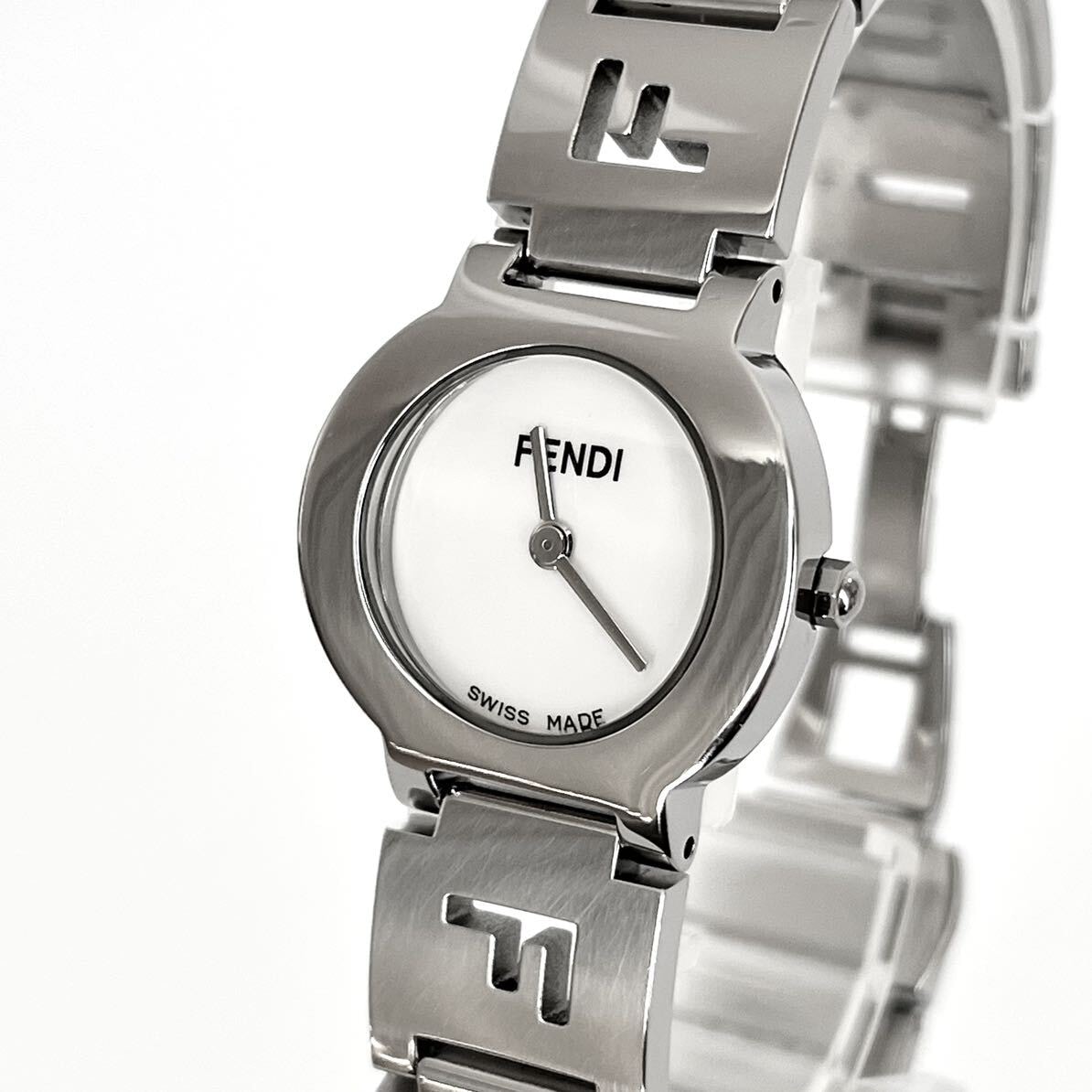 フェンディ オーロック バーティカル 14.80 x 28.30mm オーロックロゴ  