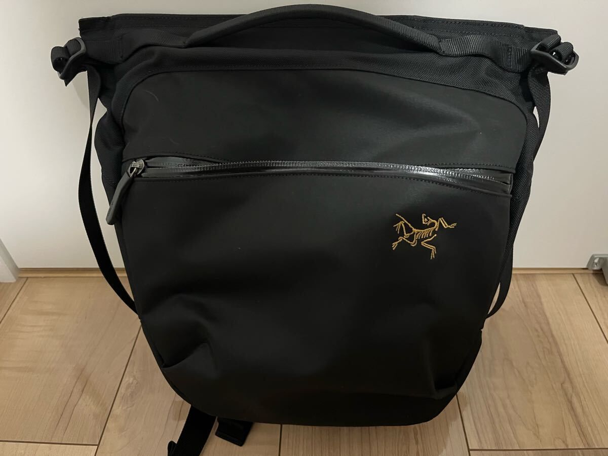 未使用に近い】希少 極美品 アークテリクス Arro 8 Shoulder Bag