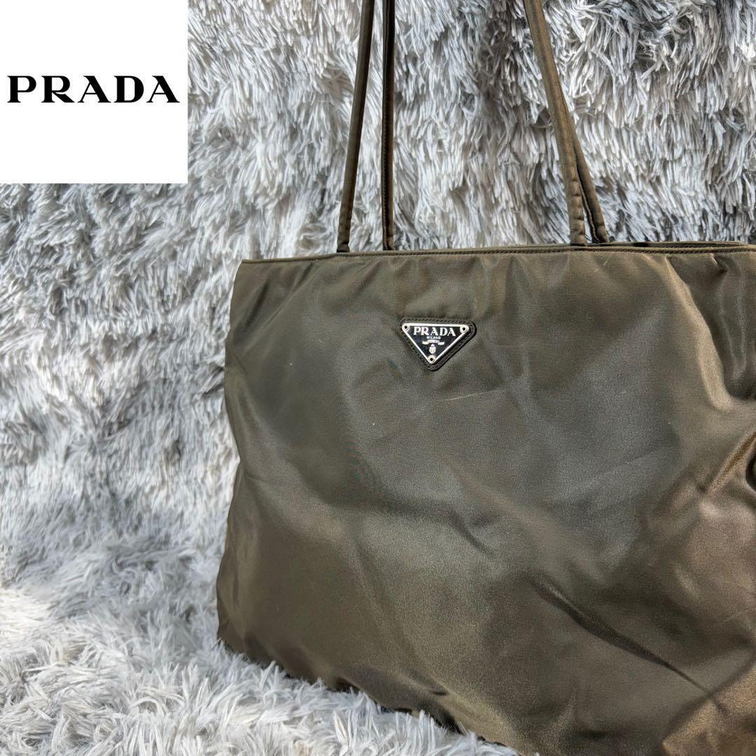プラダ　PRADA トートバッグ　ナイロン　三角プレート　テスート　ハンドバッグ