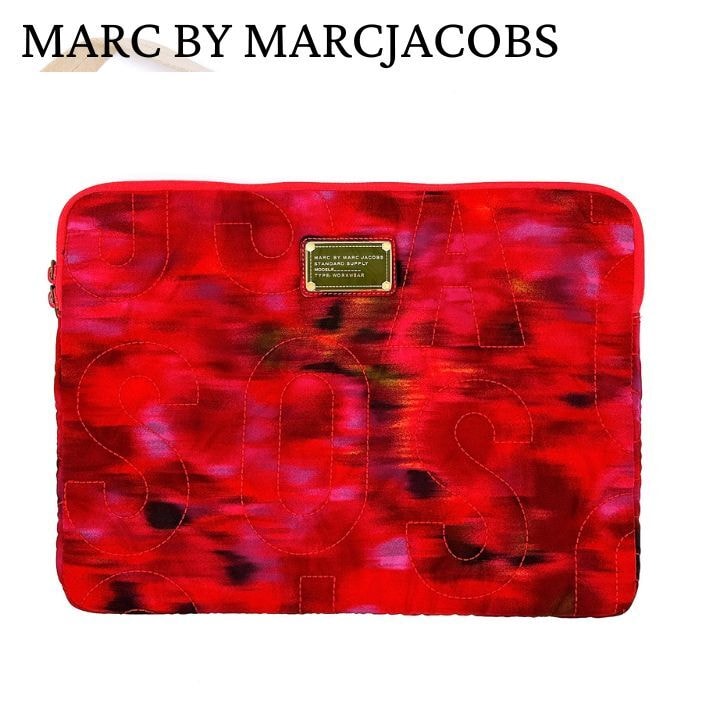 MARC JACOBS PCケース ナイロン製 内側起毛 レッド系 タイダイ風