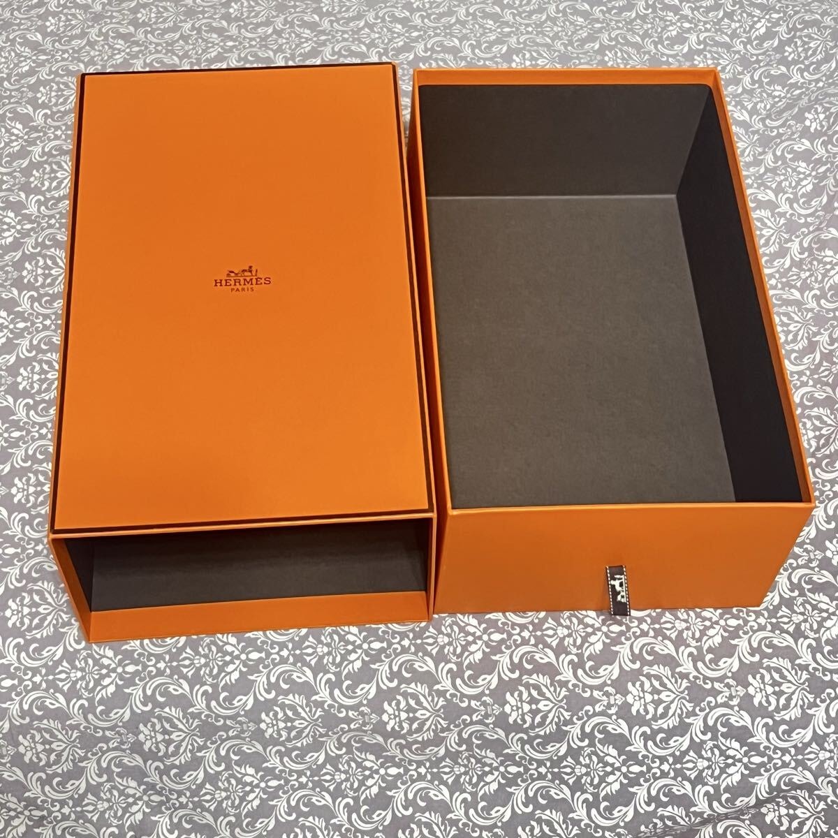 希少！HERMES エルメス　箱　引き出しタイプ　limited edition ブルーボックス　ダークブラウン