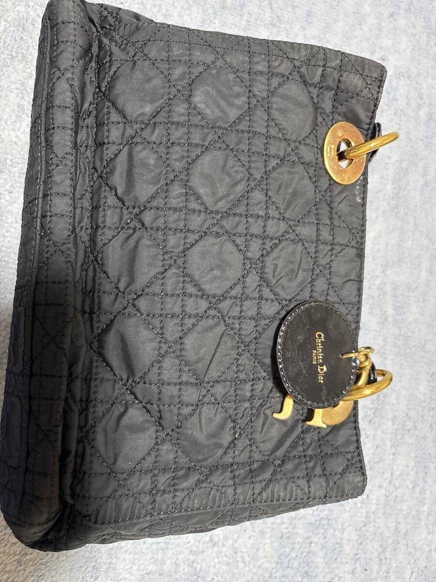 クリスチャンディオール