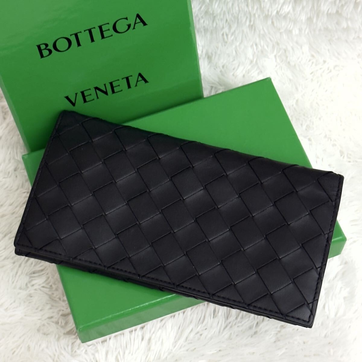 ☆美品☆RFID内蔵 BOTTEGA VENETA ボッテガヴェネタ イントレチャート 長財布 財布 二つ折り ブラック レザー