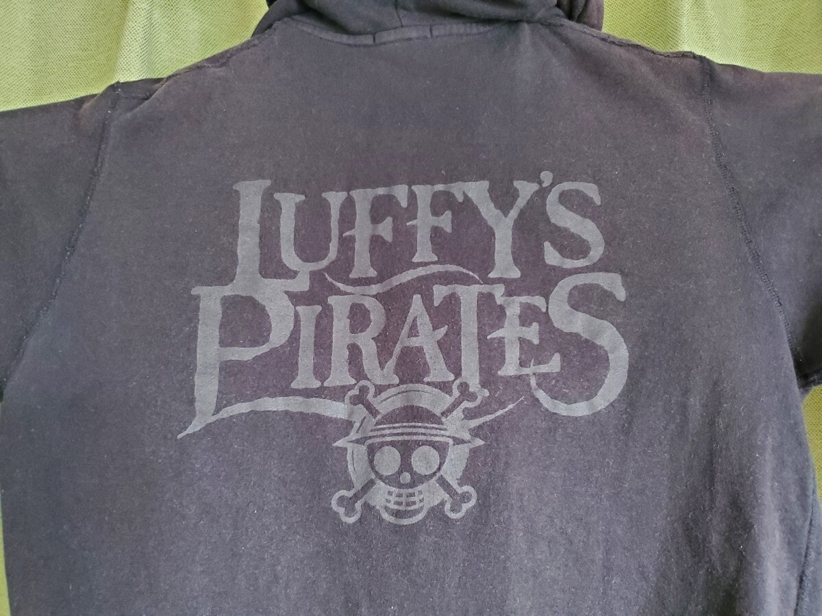 ONE PIECE　UT コラボ パーカー　Lサイズ　ユニクロ　ワンピース