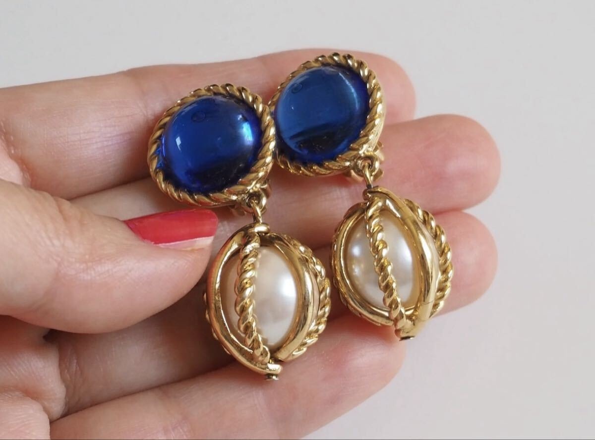 【アメリカ買付】GIVENCHYジバンシィ ブルーグリポワガラス パール イヤリング / ヴィンテージ・コスチュームジュエリー