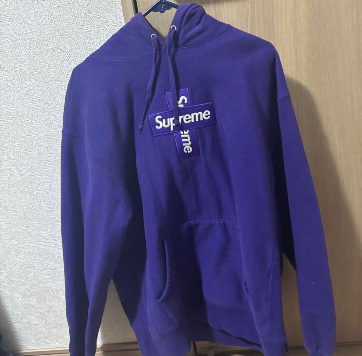 Supreme パーカー 紫色 カナダ製
