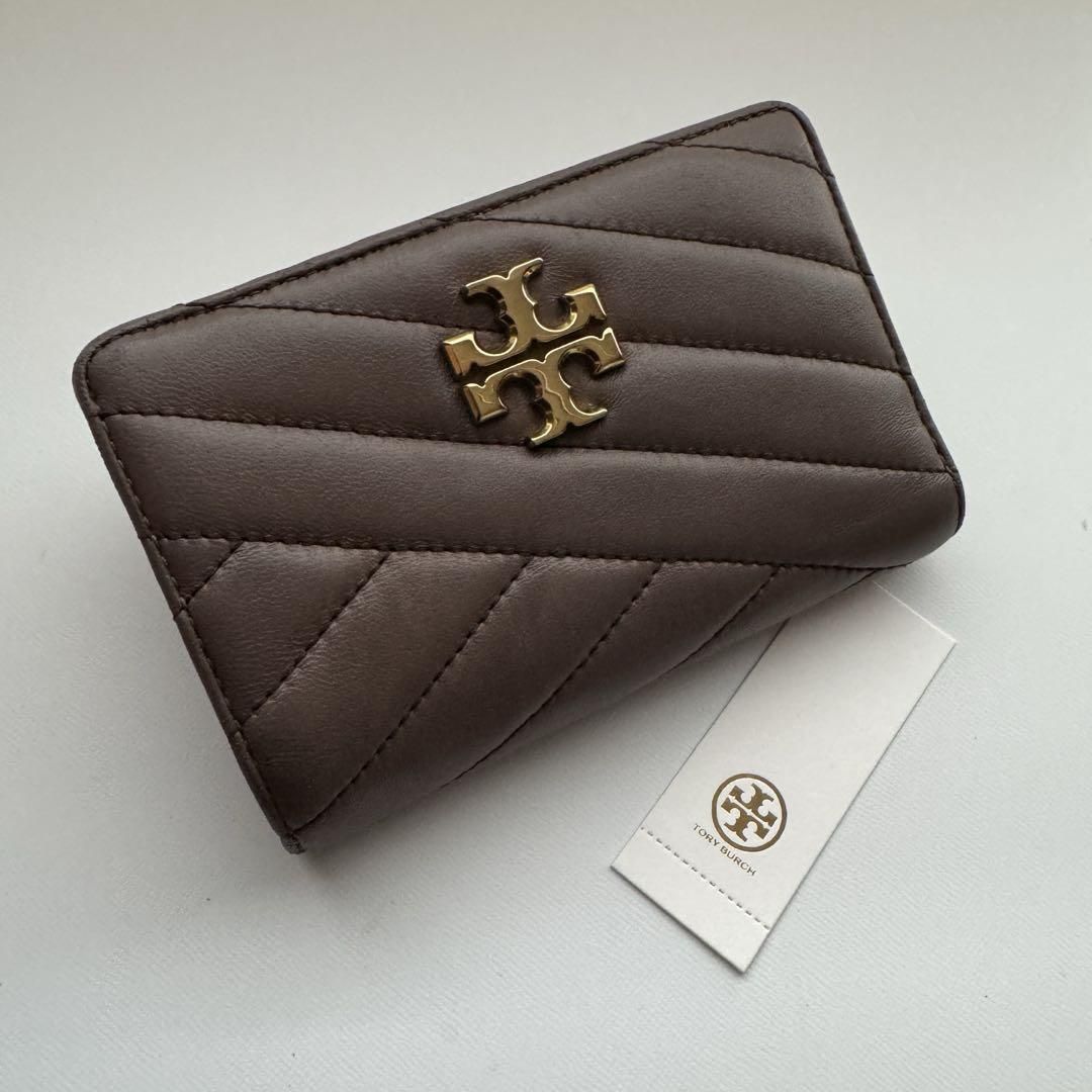 【美品】883 Tory Barch トリーバーチ　2つ折り財布