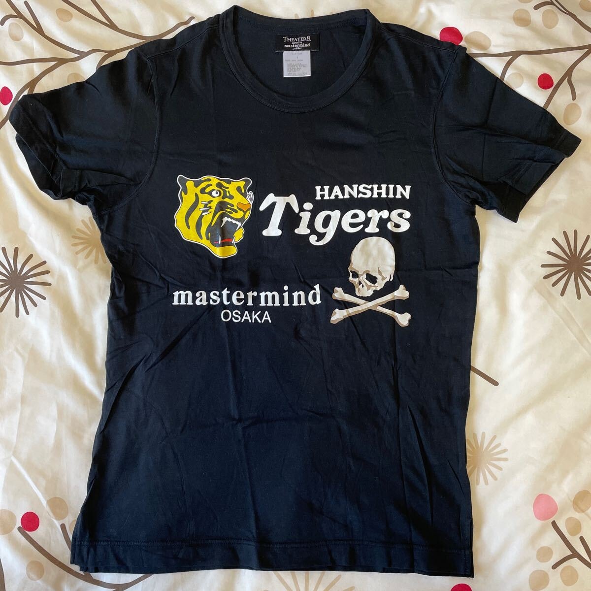 ★大阪限定　master mind × シアターエイト×阪神タイガース　コラボ Tシャツ