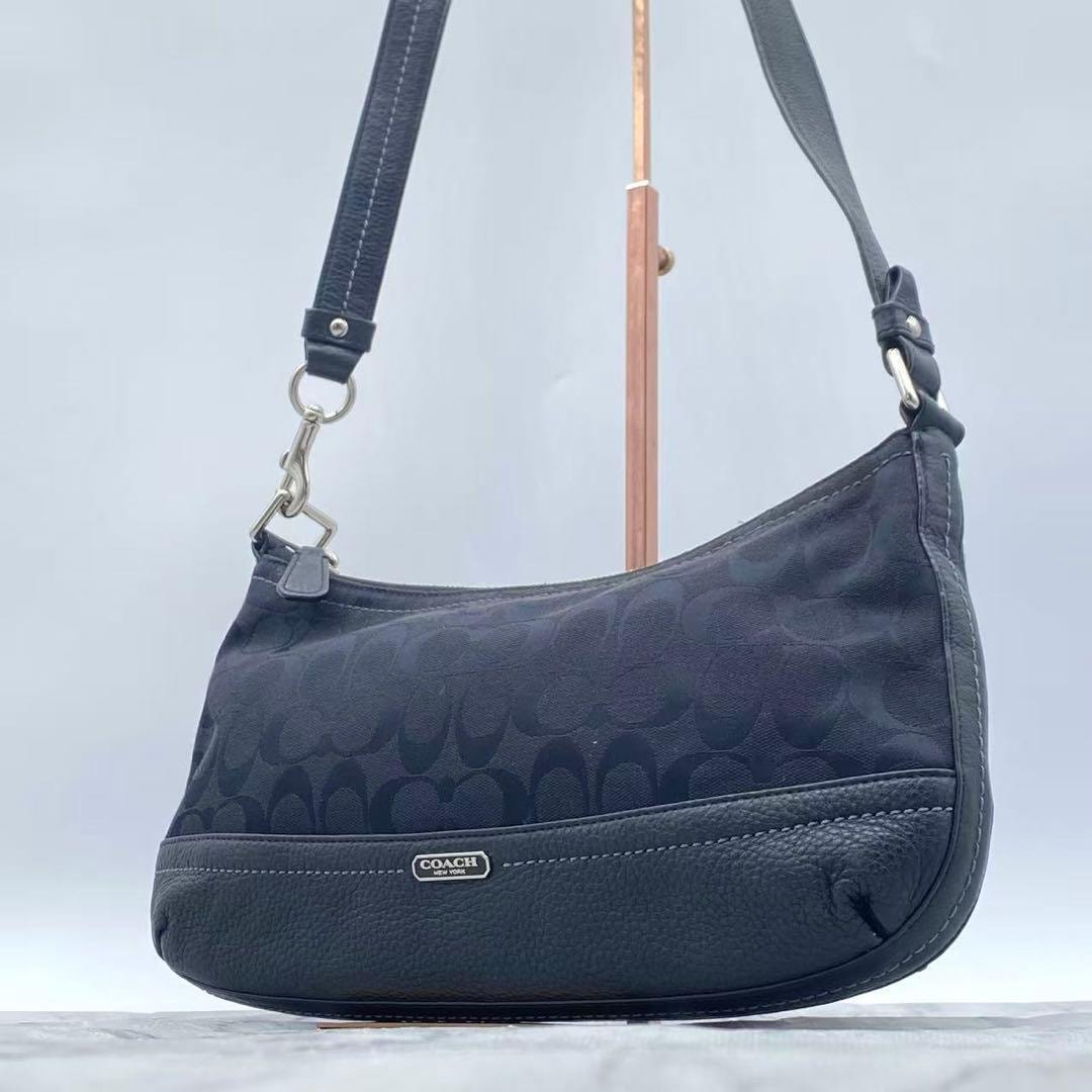 B (目立った傷や汚れなし)】Parker Top Handle ショルダーバッグ