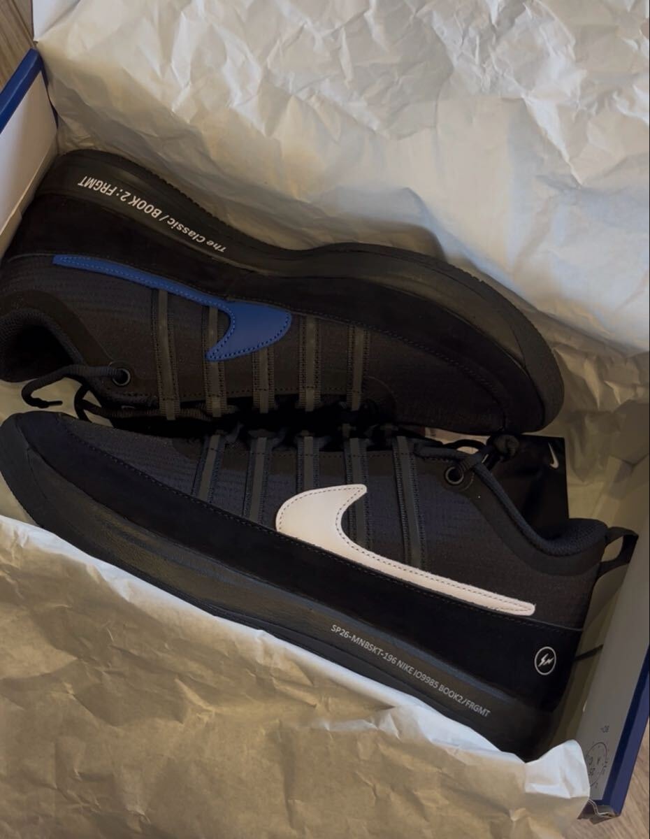 フラグメントデザイン × ナイキ ブック2 "ブラック/ホワイト" (IO9950-900/IO9985-900)