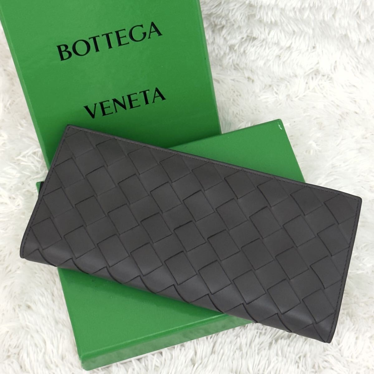 【極美品】ICチップ内蔵 BOTTEGAVENETA ボッテガヴェネタ 財布 目立った傷や汚れなし】☆美品☆ICチップ内蔵 ボッテガ BOTTEGA