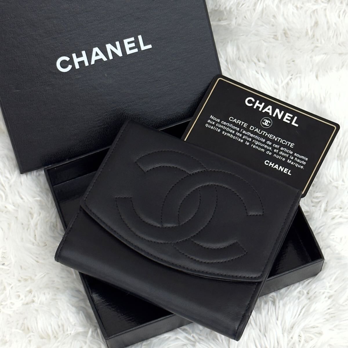 ☆美品☆CHANEL シャネル ラムスキン 二つ折り 財布 ココマーク ギャラ付き レザー Wホック ブラック