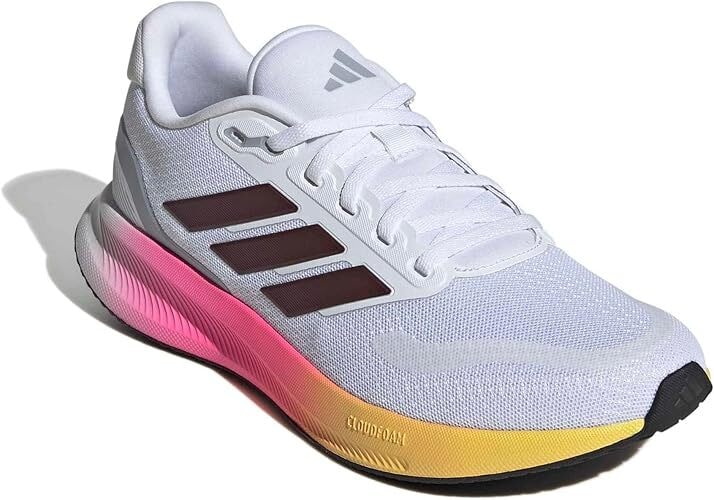 adidas(アディダス)ランニングシューズ CORERUNNER5 レディース NKE46 フットウェアホワイト/オーロラメタリック/コアブラック 24.5cm