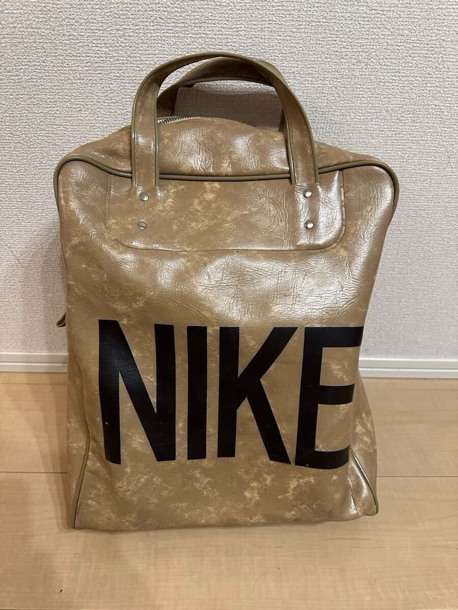 ビンテージ NIKE ナイキ 希少 70S 縦ナイキ PVCショルダーバッグ ロゴ プリント ゴツナイキ 筆記 茶 ブラウン ルビラージュ カラー 珍品