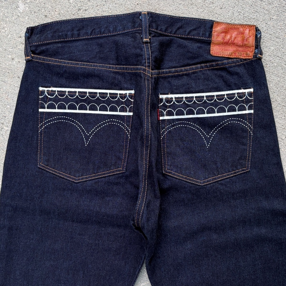 Kaws Original Fake Customized 1944年モデル 大戦 LEVI’S S501XX 44501-0049 W33 L34 限定コラボ 別注 LVC 日本製 OriginalFake カスタム