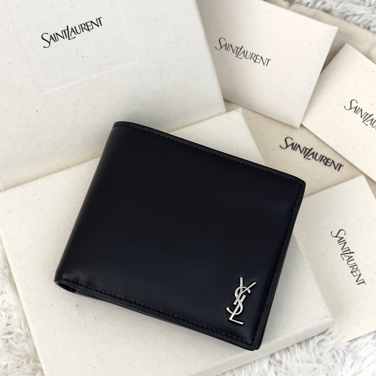 ☆極上美品☆SAINT LAURENT サンローラン 財布 カサンドラ RFID ICチップ 二つ折り ブラック