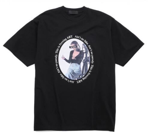 『新品』GOD SELECTION XXX★ ベラ・ハディド Tシャツ★Mサイズ★黒 ブラック