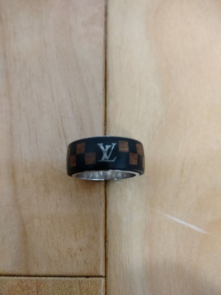 正規レア美品 LOUIS VUITTON ルイ・ヴィトン ダミエ柄デザイン ロゴ入りウッドリング サイズ58 箱付属
