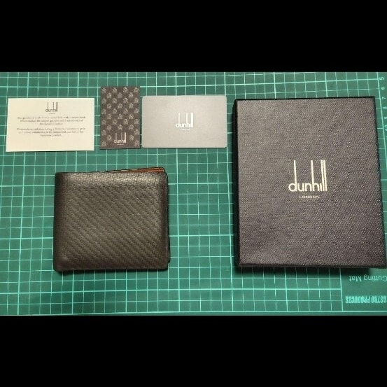 限定品？　ダンヒル dunhill 二つ折り財布 小銭入れ付 シャーシ レザー