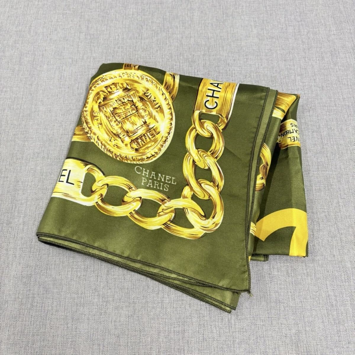 B (目立った傷や汚れなし)】美品 CHANEL シャネル チェーン柄 大判