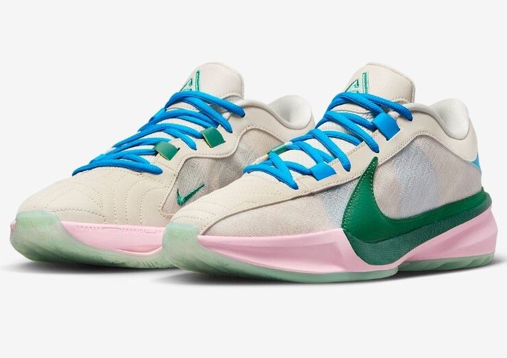 Nike Zoom Freak 5 　Five The Hard Way　 メンズ 　レディース　スニーカー /(US)7.5 25.5cm　　W（US)9 26ｃｍ