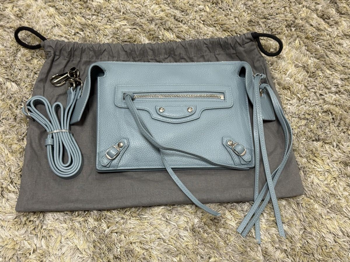 Balenciaga ブルー グレイ　ネオ クラシック シティ クロスボディ バッグ　 バレンシアガ　 ショルダーバッグ　 2WAY